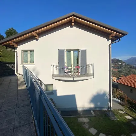 Semesterbostad Flat - View & Balcony, Near The Center Bellagio